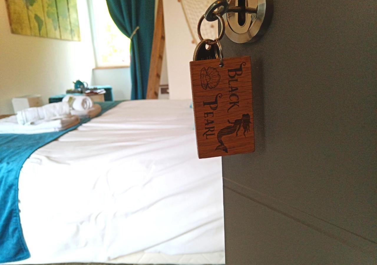La Synchronicite - Chambres D'Hotes Saint-Sauveur-Villages Экстерьер фото